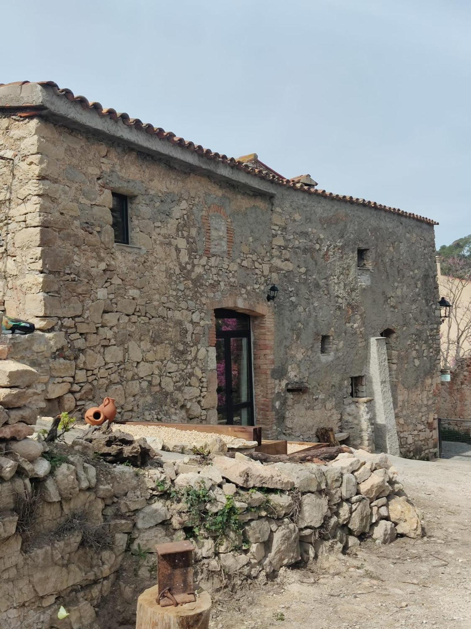 Cal Simon- Casa A Montserrat Кольбато Экстерьер фото